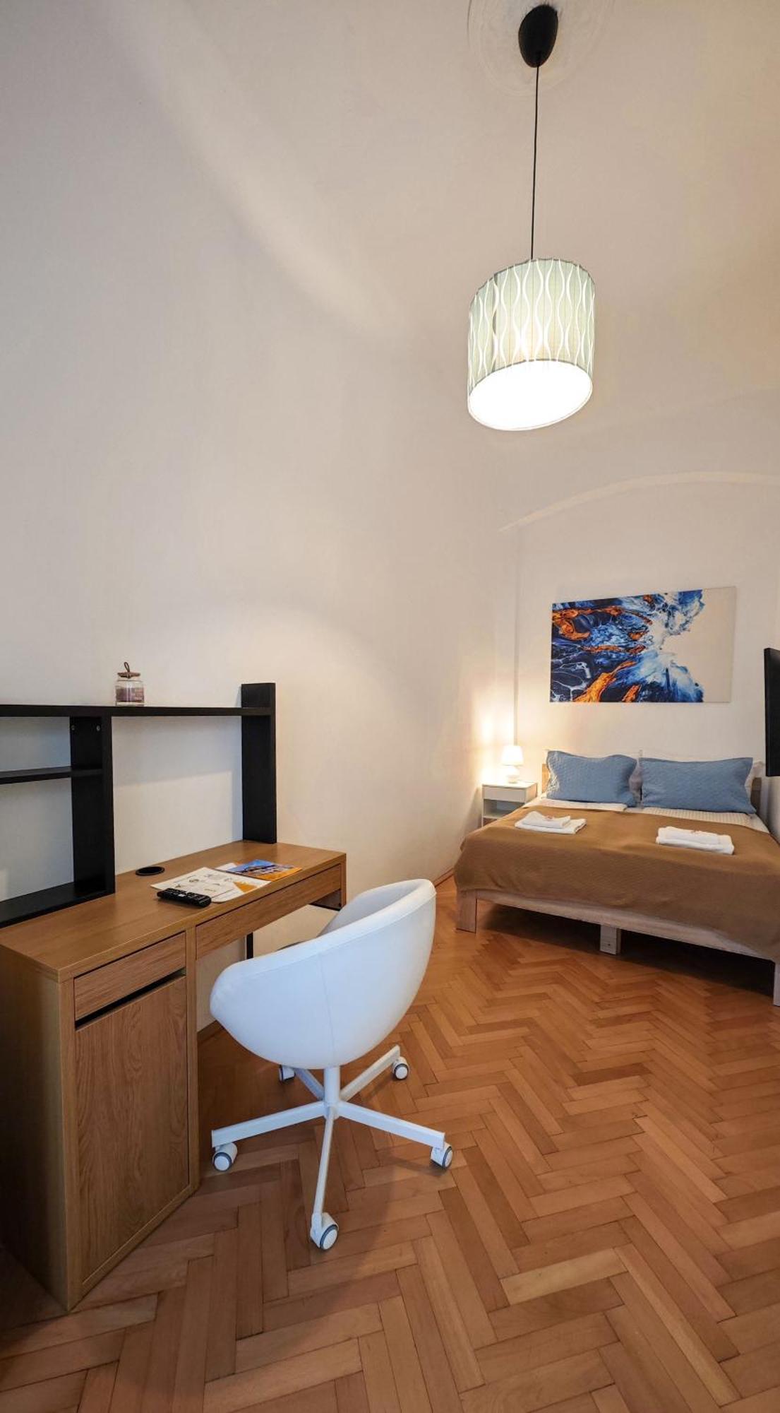 Neuhausz Residenz Ultra-central *